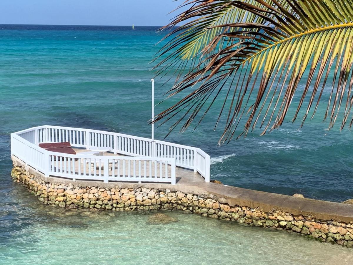 Triplets On The Bay Vila Montego Bay Exterior foto
